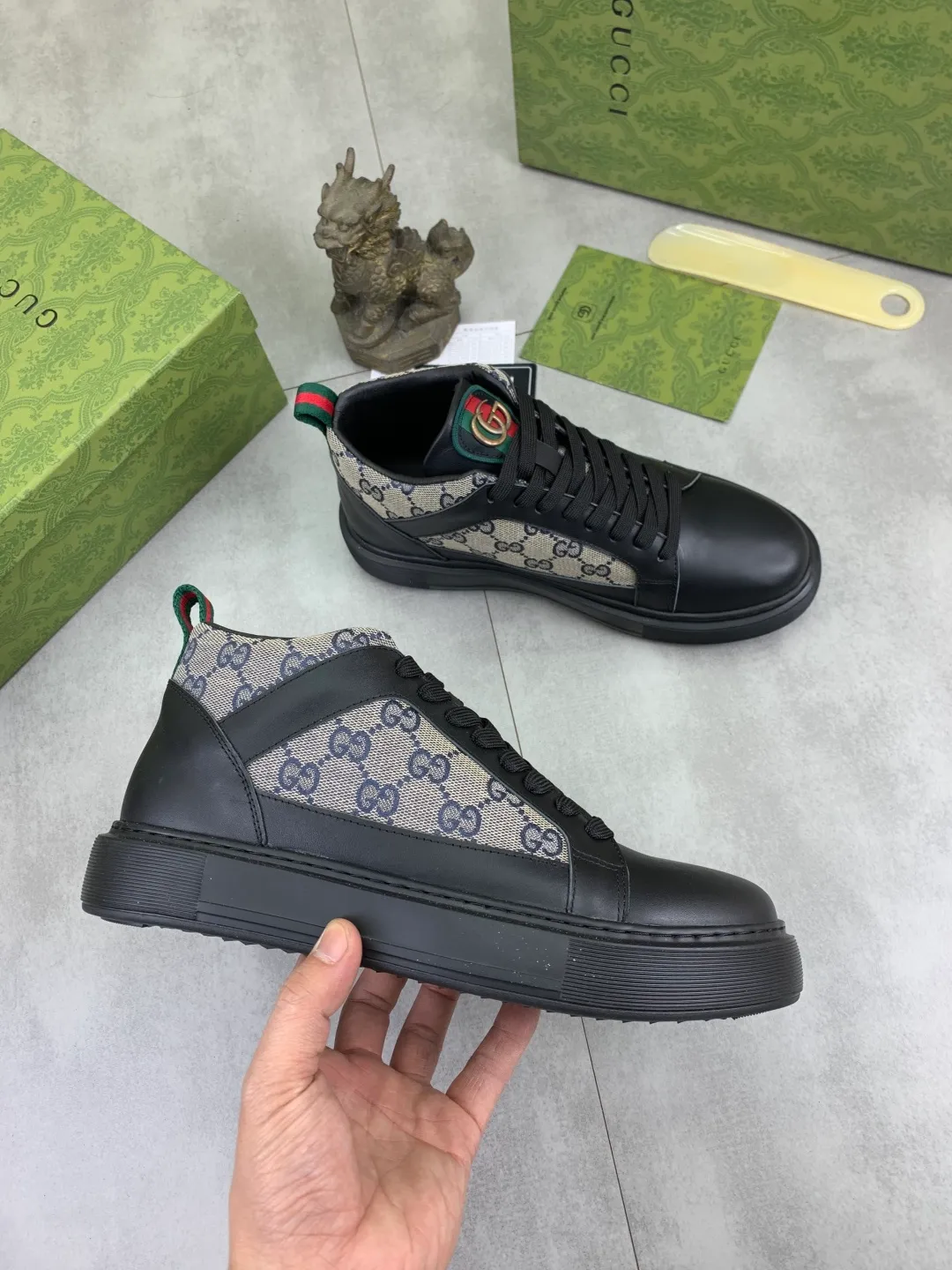 Men's men's shoes 💰P440💰 [New model] (GUCCI) official website's latest 🎁🎁casual and fashionable men's shoes 👟, hot style 💥 style is simple and elegant, exclusive for trendy men. Unique official website's latest brand double G elements Original 👑Gucci decoration, fashionable and generous, the fabric is original frosted calfskin✅Fully imported first-layer pigskin lining, the official website specifies wear-resistant, lightweight original rubber casual outsole, the classic model is taken in real life🎬38-44 2️⃣ colors available